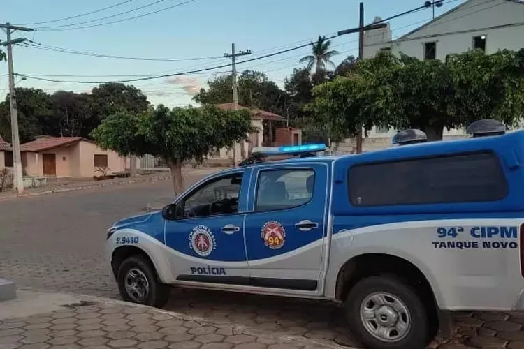 Homem é preso por descumprir medida protetiva e ameaçar ex-mulher em Tanque Novo