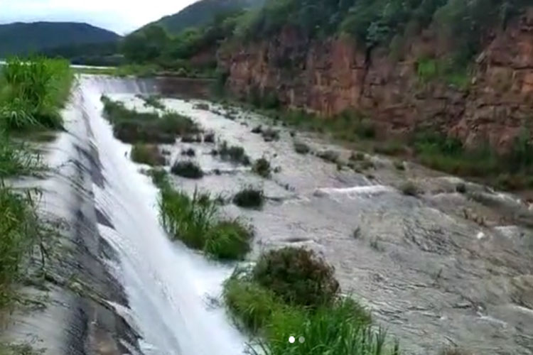 Barragem de Ceraíma volta a sangrar depois de 30 anos em Guanambi