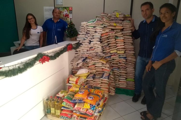 Brumado: CDL arrecada mais de uma tonelada de alimentos com a campanha Natal Solidário