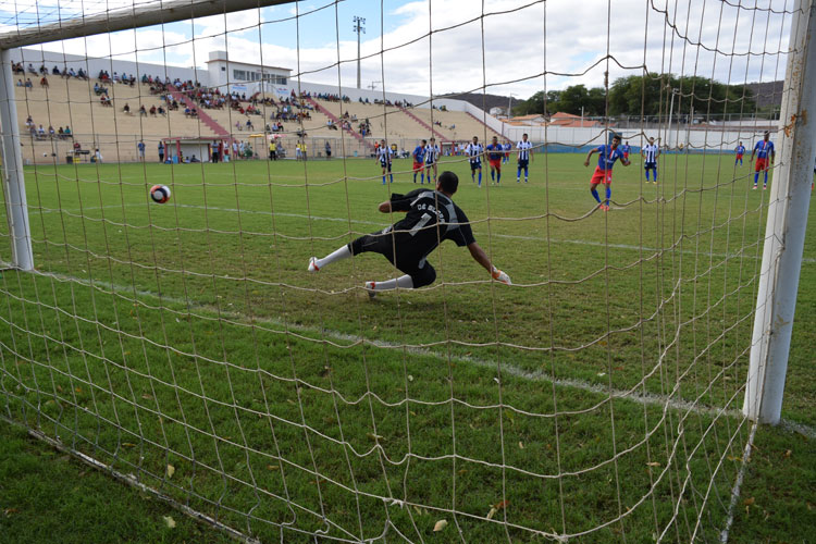Desestruturado, Brumado é goleado por Guanambi no intermunicipal de futebol