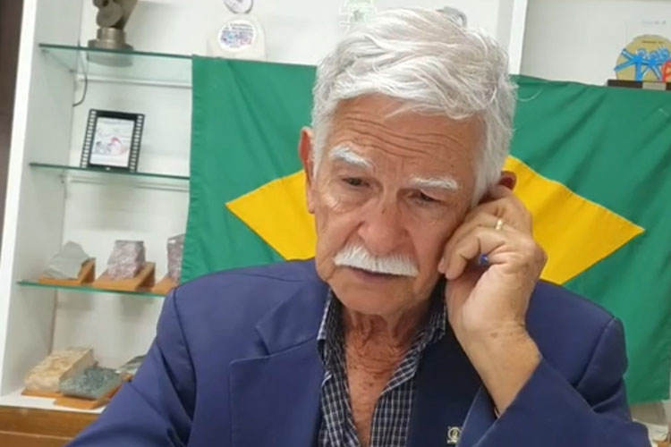 Brumado: Prefeito ouve 'não' do governador e dá ultimato para licitar serviços de água e esgoto