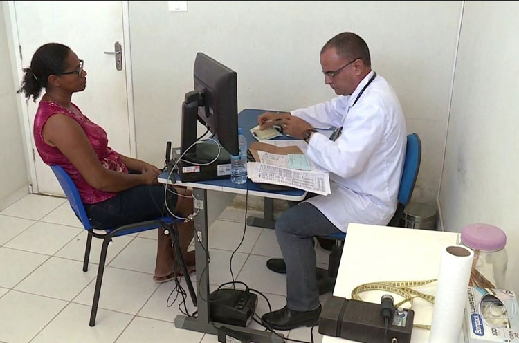 Edital do Mais Médicos tem 853 vagas para mais de 300 municípios da Bahia