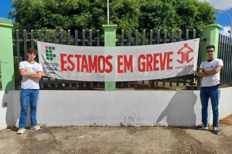 Brumado: Após trinta dias, alunos pedem fim da greve dos institutos federais