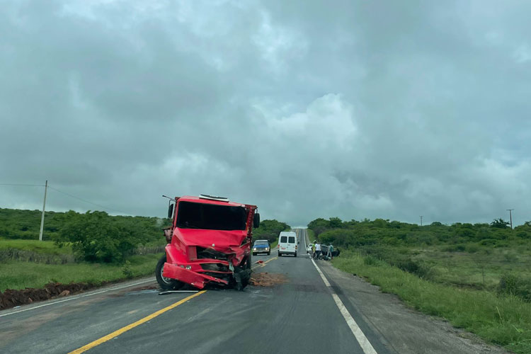 BR-030: Casal morre em grave acidente na zona rural de Brumado