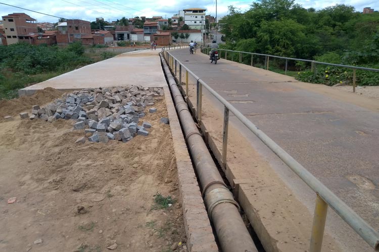 Brumado: Populares cobram conclusão de obras e equipamentos de segurança na ponte entre o Dr. Juracy e São Jorge