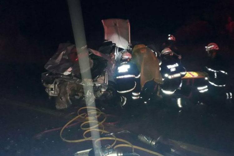 Guanambi: Acidente provocado por animal solto na pista deixa quatro feridos na BR-030