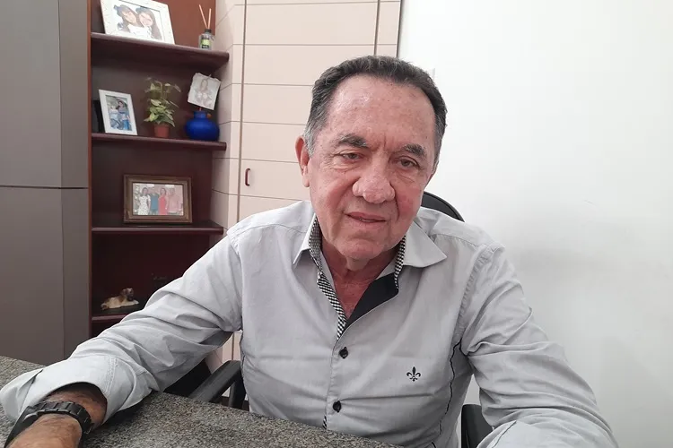 Dr. Marlúcio Abreu celebra 50 anos atuando como médico em Brumado