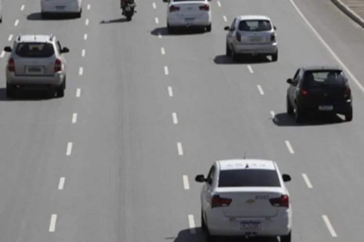 Veículos com placas de finais 7 e 8 têm desconto de 8% no IPVA
