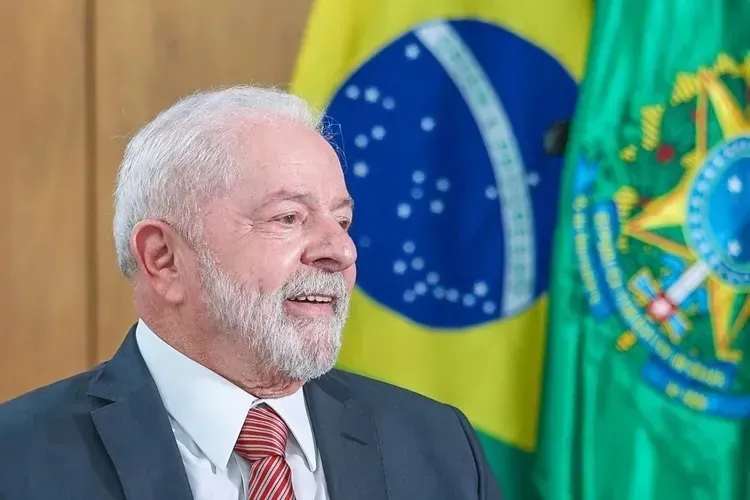 Lula vai intensificar viagens pelo país a partir de abril