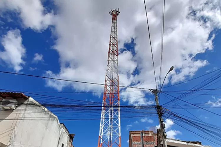 Brumado: Sem licença ambiental, MP recomenda suspenção de instalação de torres de telefonia