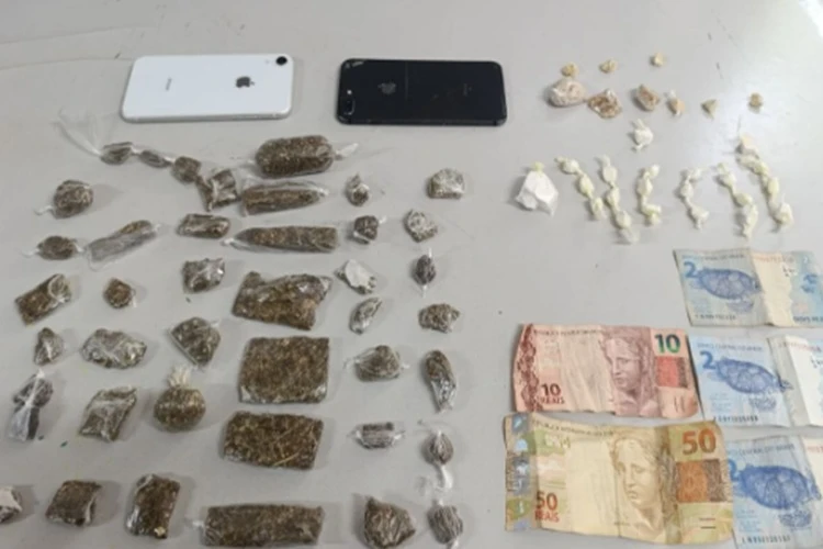Drogas, celulares e dinheiro são apreendidos durante ação tática em Guanambi
