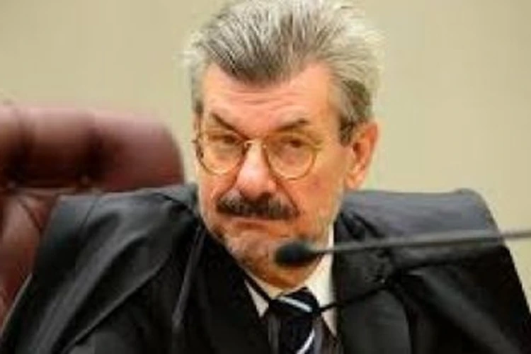 STJ decide afastar ministro Marco Buzzi após acusação de importunação sexual