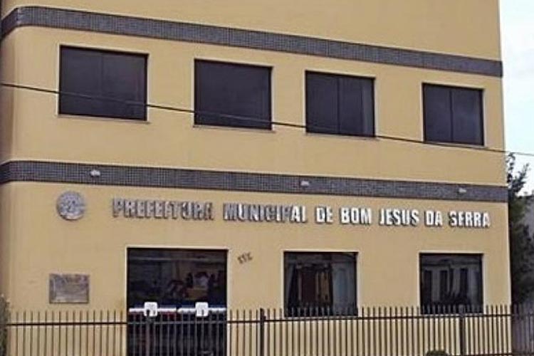 Prefeitura de Bom Jesus da Serra abrirá concurso para 84 vagas com salários de até R$ 7 mil