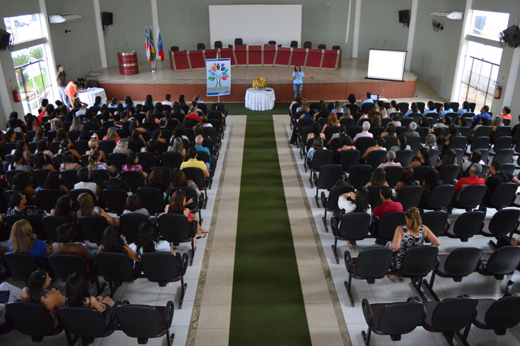 Caculé: Jornada Pedagógica 2018 reúne profissionais de toda rede educacional