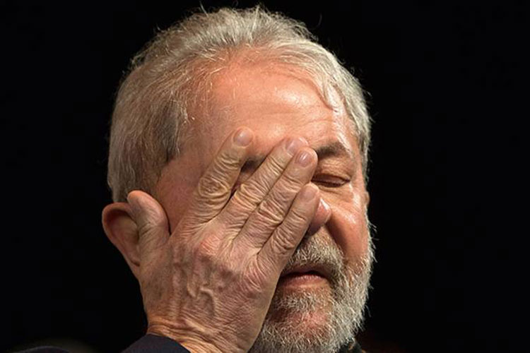STJ nega novo recurso de Lula contra condenação no caso do triplex