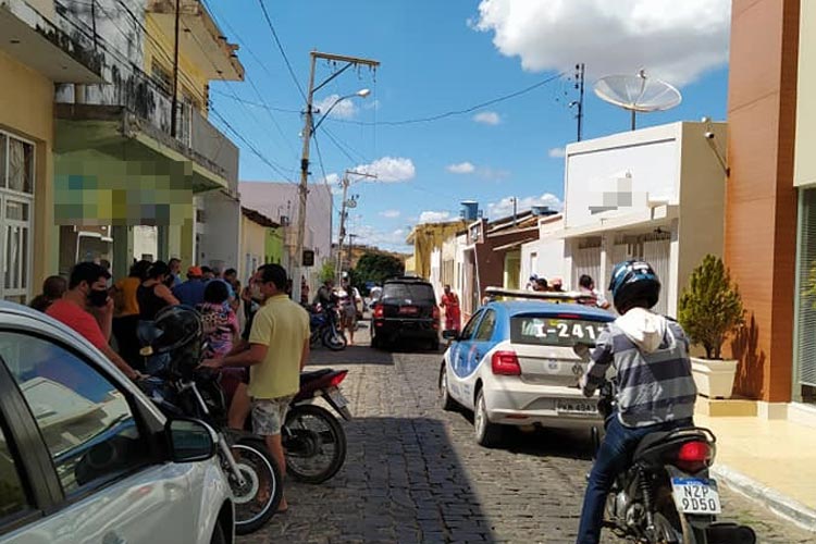 Macaúbas: Homem morre após cair de prédio no centro da cidade