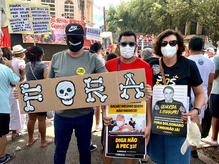 Manifestantes voltam às ruas pelo impeachment de Bolsonaro