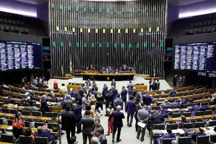 Deputados são alvos de estelionato com falsos convites para jantares