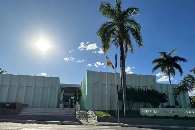 Onda de calor faz prefeita de Carinhanha suspender aulas na rede municipal de ensino