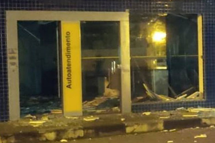 Agências bancárias são explodidas na cidade de Crisópolis