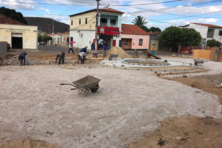 Brumado: Rotatória da Praça Dr. Nelson Lula será liberada ainda hoje (07)