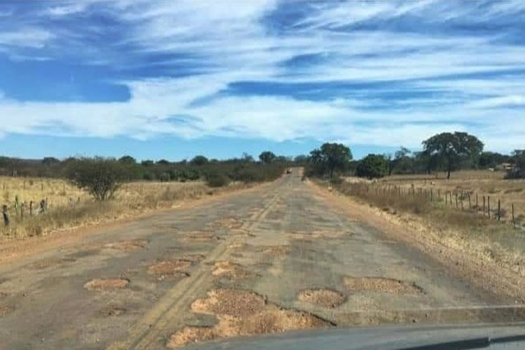 Rio do Pires: Morador denuncia condições precárias da BA-152