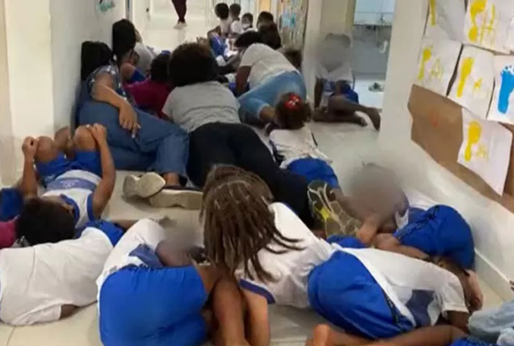 Crianças e funcionárias de creche se jogam no chão durante tiroteio em Salvador