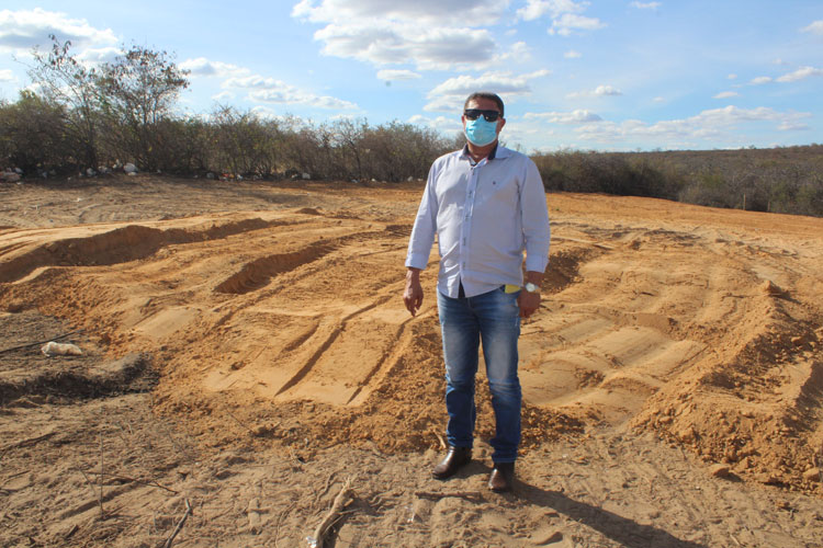 Aterro controlado dá nova destinação ao lixo em Malhada de Pedras