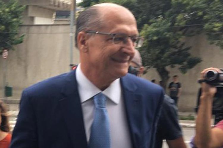 Geraldo Alckmin é denunciado por corrupção