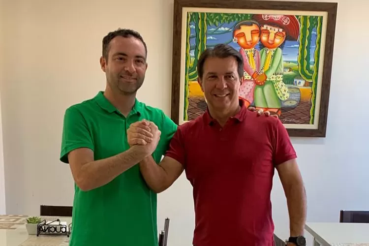 Eleições 2024: Deputado federal Arthur Maia tem encontro com Fabrício Abrantes em Brumado