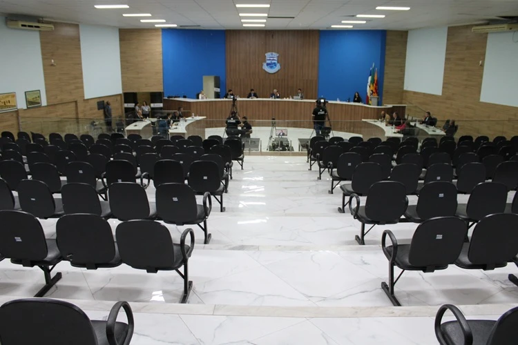 Câmara de Brumado apresentará 12 Projetos de Lei e 21 indicações hoje (15)