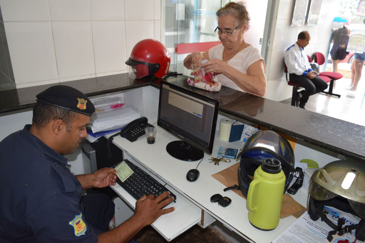 Prefeitura de Brumado informatiza identificação na recepção