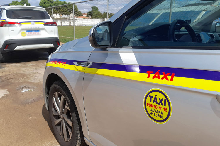 Taxistas planejam criar associação e denunciam Uber clandestino em Brumado