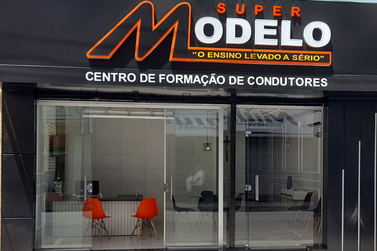 Auto Escola Super Modelo renova estrutura para melhor atender os clientes na região de Brumado