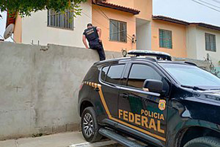 PF cumpre mandados de prisão na Bahia e Pernambuco em operação contra fraude