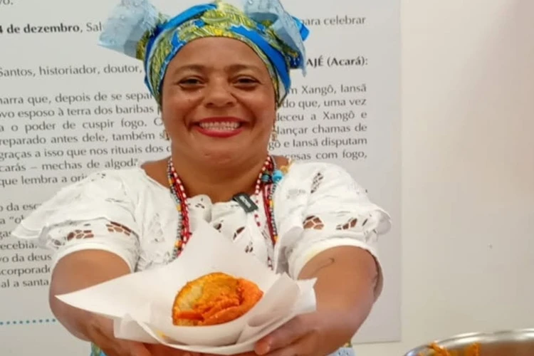 Abam homenageia baianas do acarajé e busca reconhecimento para oficializar a cultura