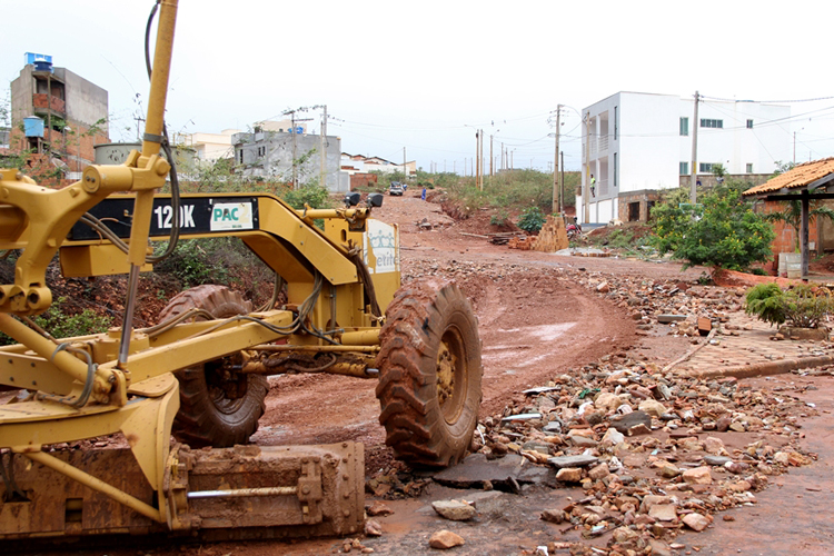 Caetité dá início à operação de emergência após forte chuva