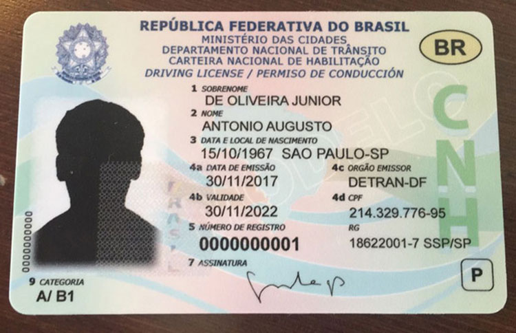 Carteira de motorista com chip é adiada para o final de 2022