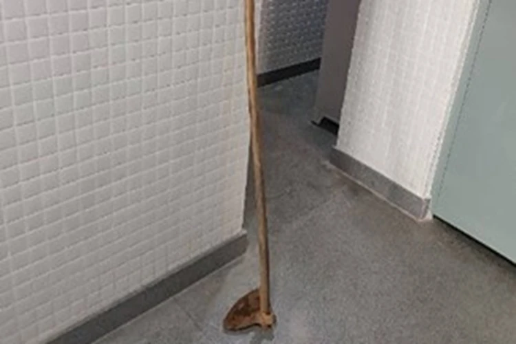 Homem é preso após ameaçar a própria mãe com enxada em Palmas de Monte Alto