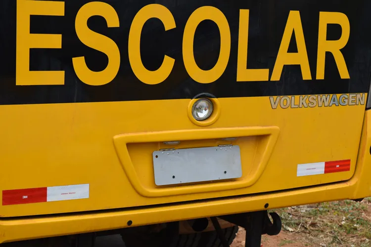 Guanambi: Criança é atropelada após desembarque do transporte escolar