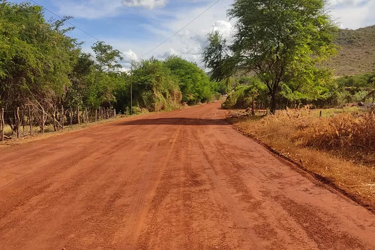 Brumado: Prefeitura proíbe recuperação de estrada de acesso a canteiro de obras da Fiol