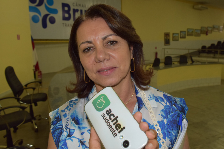 Brumado: Vereadora Ilka Abreu apresenta projeto para tolerância de tempo na zona azul