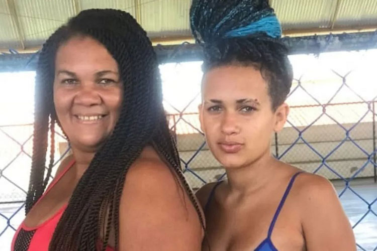 Mãe e filha são mortas a facadas dentro de casa em Maragogipe