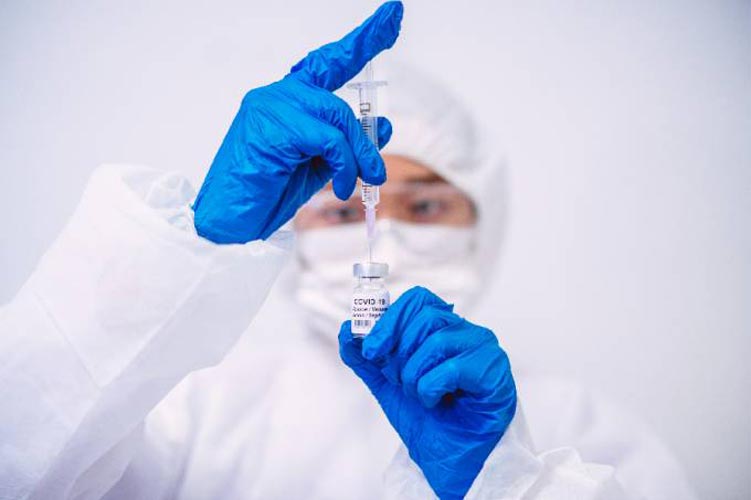 Covid-19: Ministério da Saúde planeja vacinar 109,5 milhões de pessoas em quatro fases