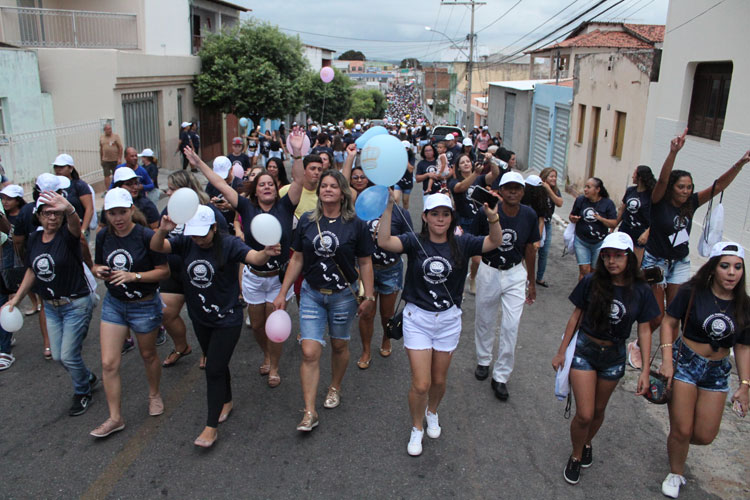 Caminhada Passos que Salvam realizada em Brumado é a maior do Brasil