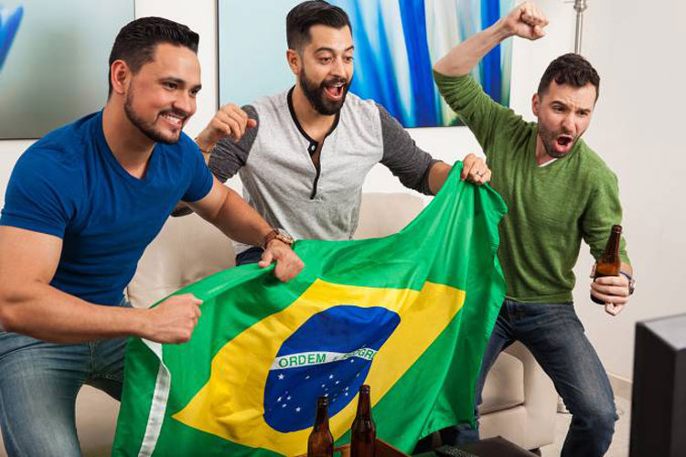 Copa do Mundo 2018: Empresa que libera funcionário nos jogos pode exigir compensação