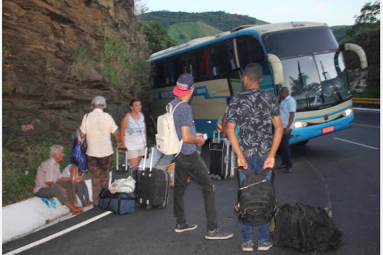 Vitória da Conquista: Ônibus da Novo Horizonte perde freio na Serra do Marçal na BA-263