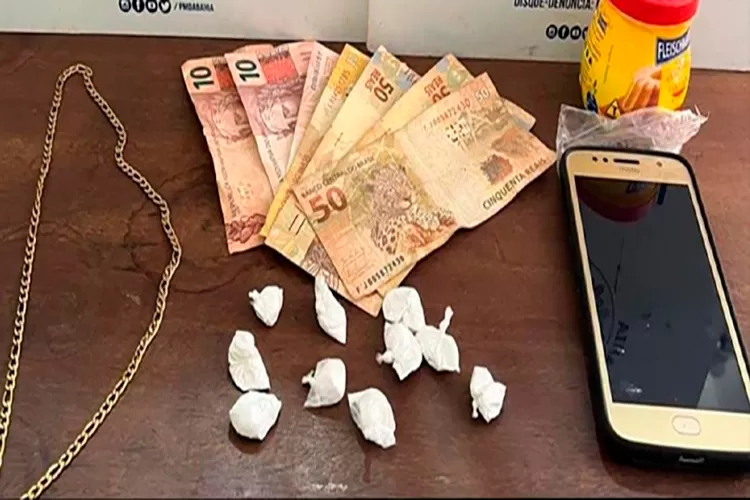 Tanhaçu: Cipe Central apreende homem com drogas e dinheiro