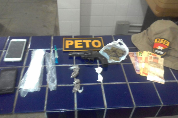 Barra da Estiva: Polícia apreende drogas, celulares e arma furtada no Rio Grande do Sul