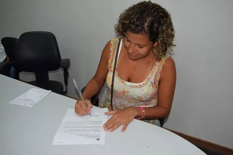 Governo da Bahia anuncia novo concurso para professor e coordenador